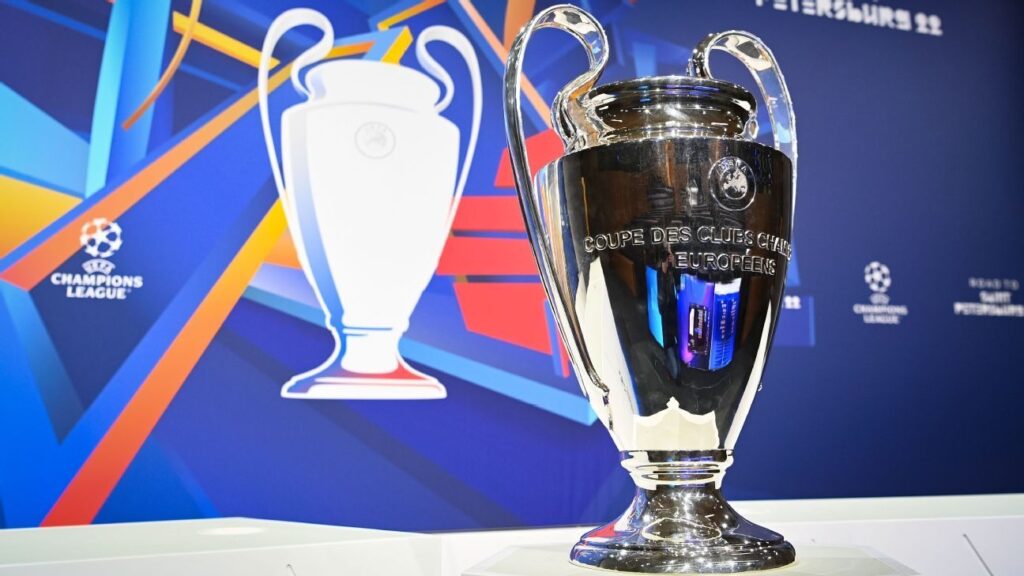 UEFA Champions League – Sân chơi hay “sân khấu” của các ông lớn?